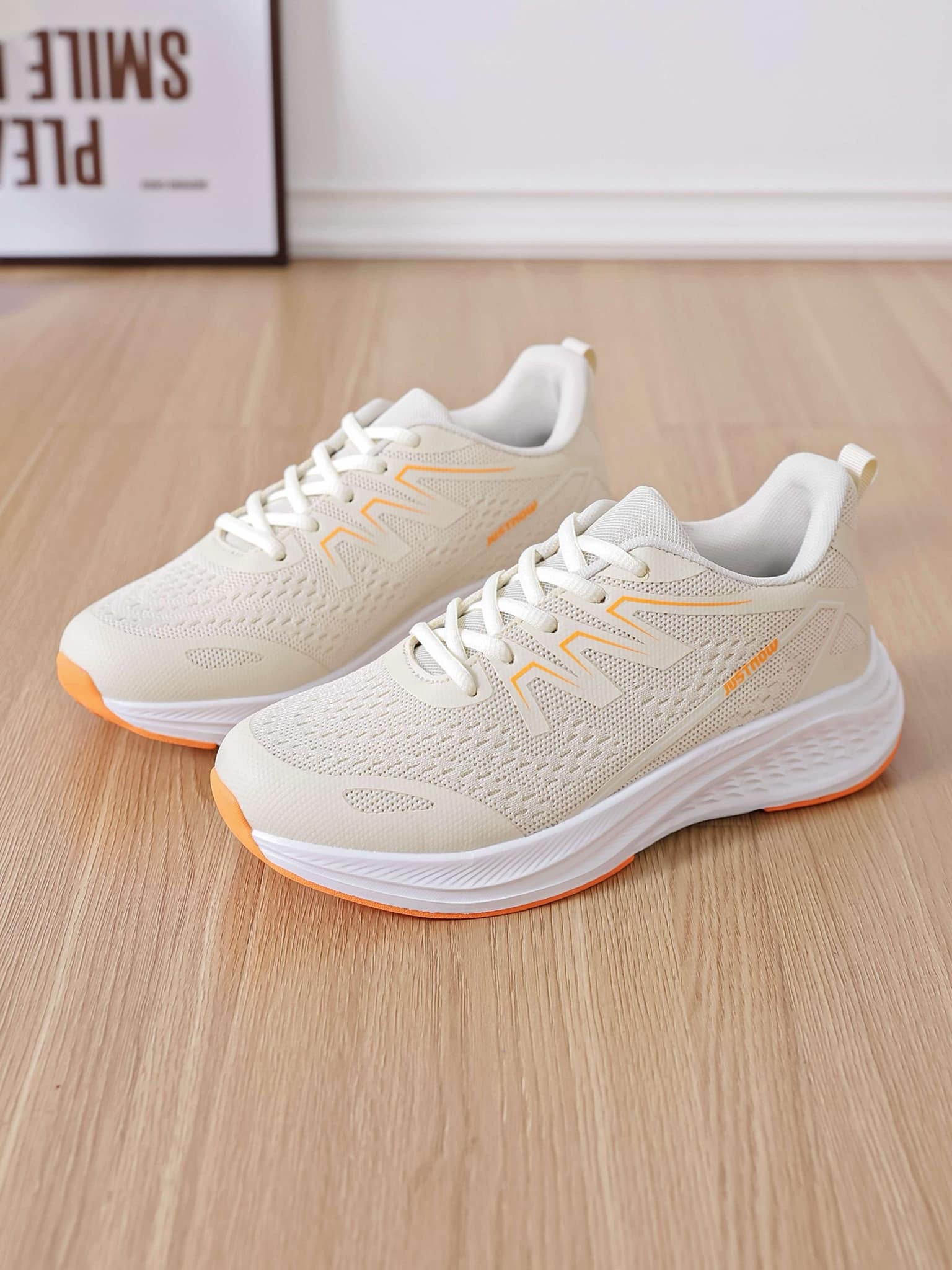 Faran sneakers beige - R87 556 12345