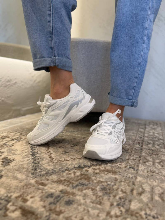 Global sneakers white    -
