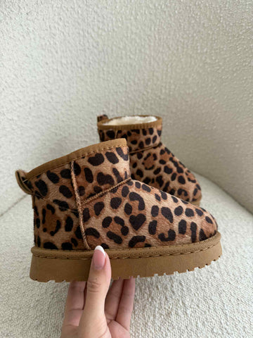 Kiddie boots all leopard