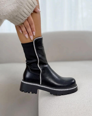 Hilba boots Black  - CLS-315