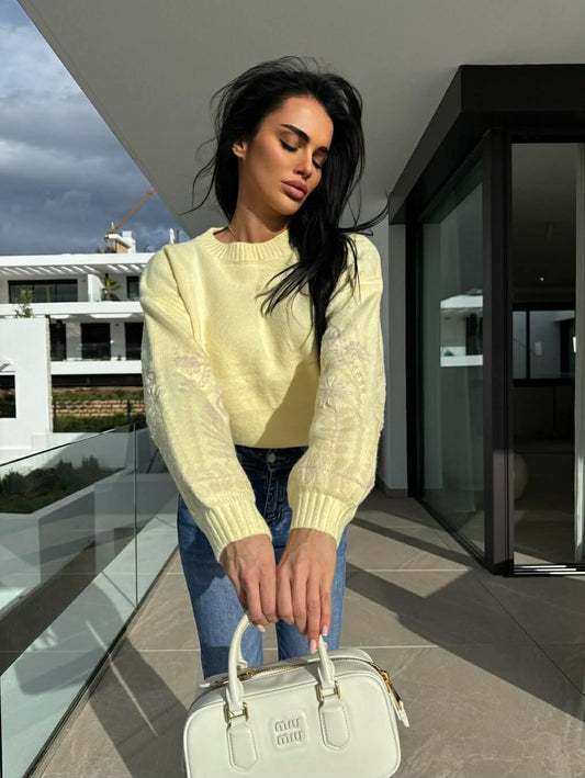 Anikka sweat yellow     - AM1113