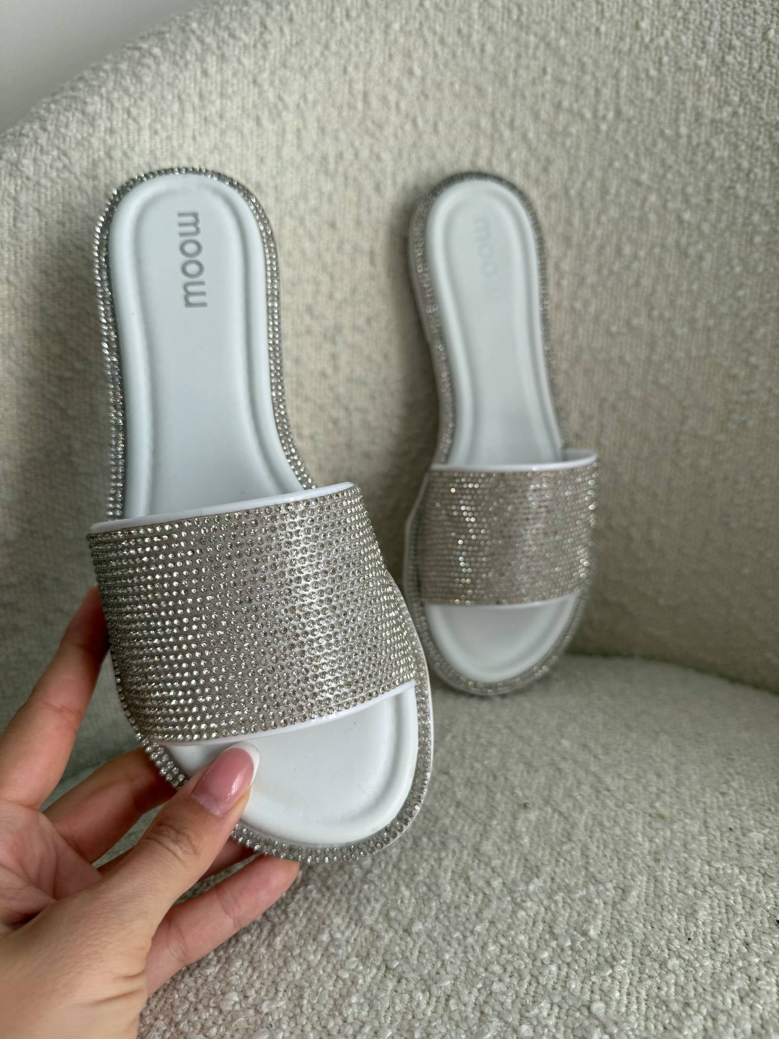 Penie sandals white - 67098 556 12345