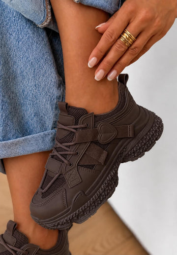 Taimi heart sneakers Brown  - 9187