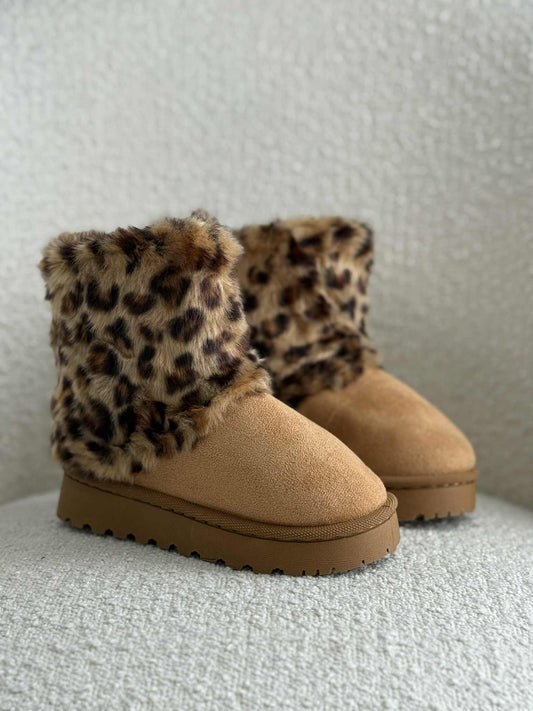 Kiddie boots leopard fur
