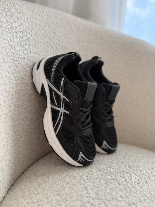 Wood sneakers Black - 25032