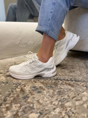 Global sneakers white    -