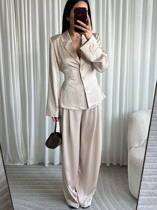 Emotion blazer cream - EP19708