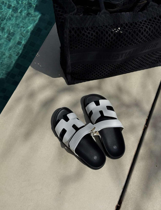 sikka slippers White