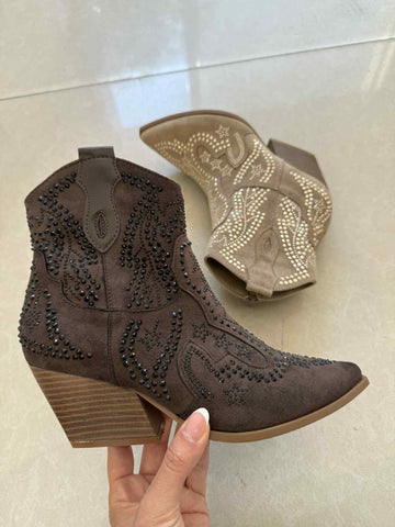 Novia boots choko - 9676