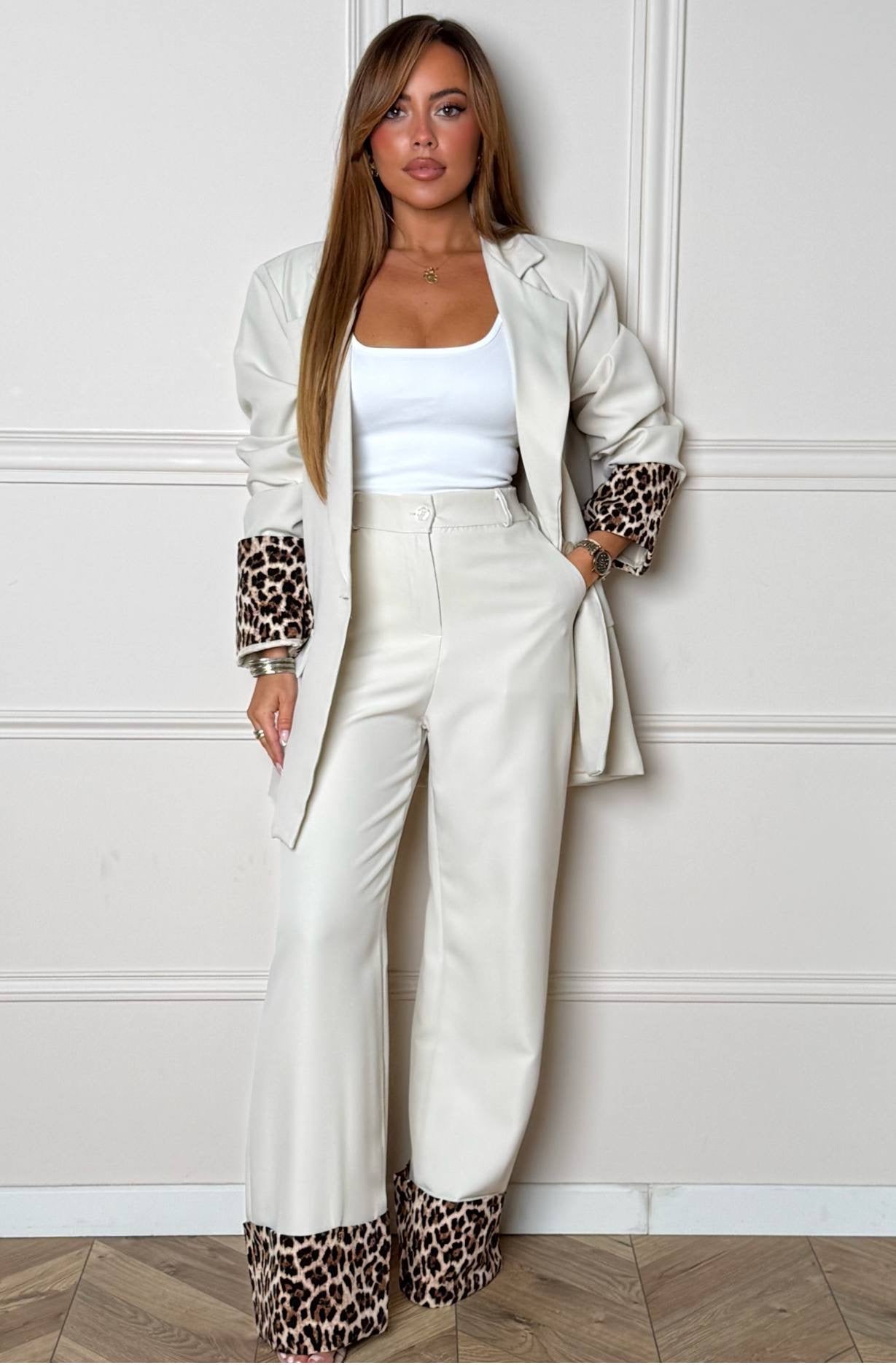 Linesofie 2-PIECES Leo Beige  - C12280/C12281