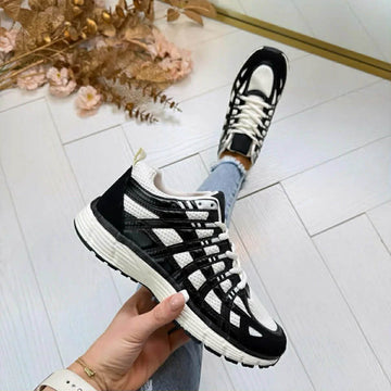Saga sneakers Black - v1010