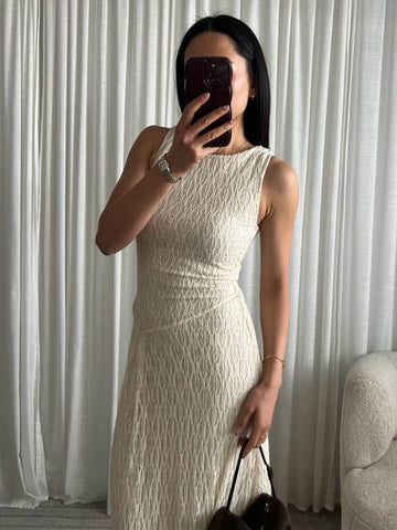 Quvat lace dress beige  - EP197