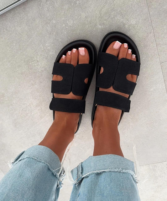 Dessie slippers  Black 12345