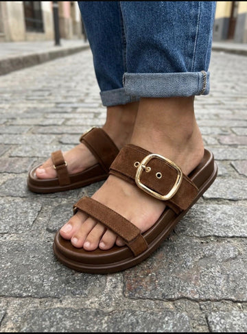 Missco slippers Brown