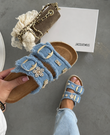 Bestie slippers light Blue