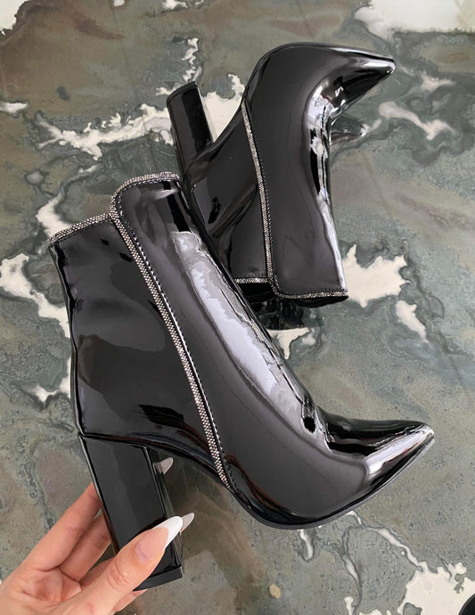 Bridget boot Black shine -9535A-1