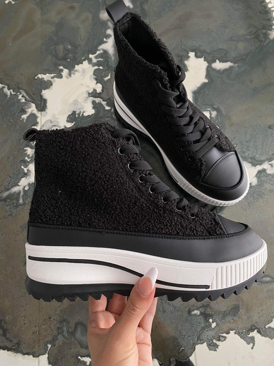 Brielle sneakers Black 556 12345