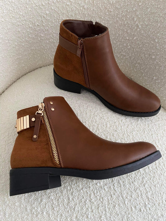 Mone boots camel