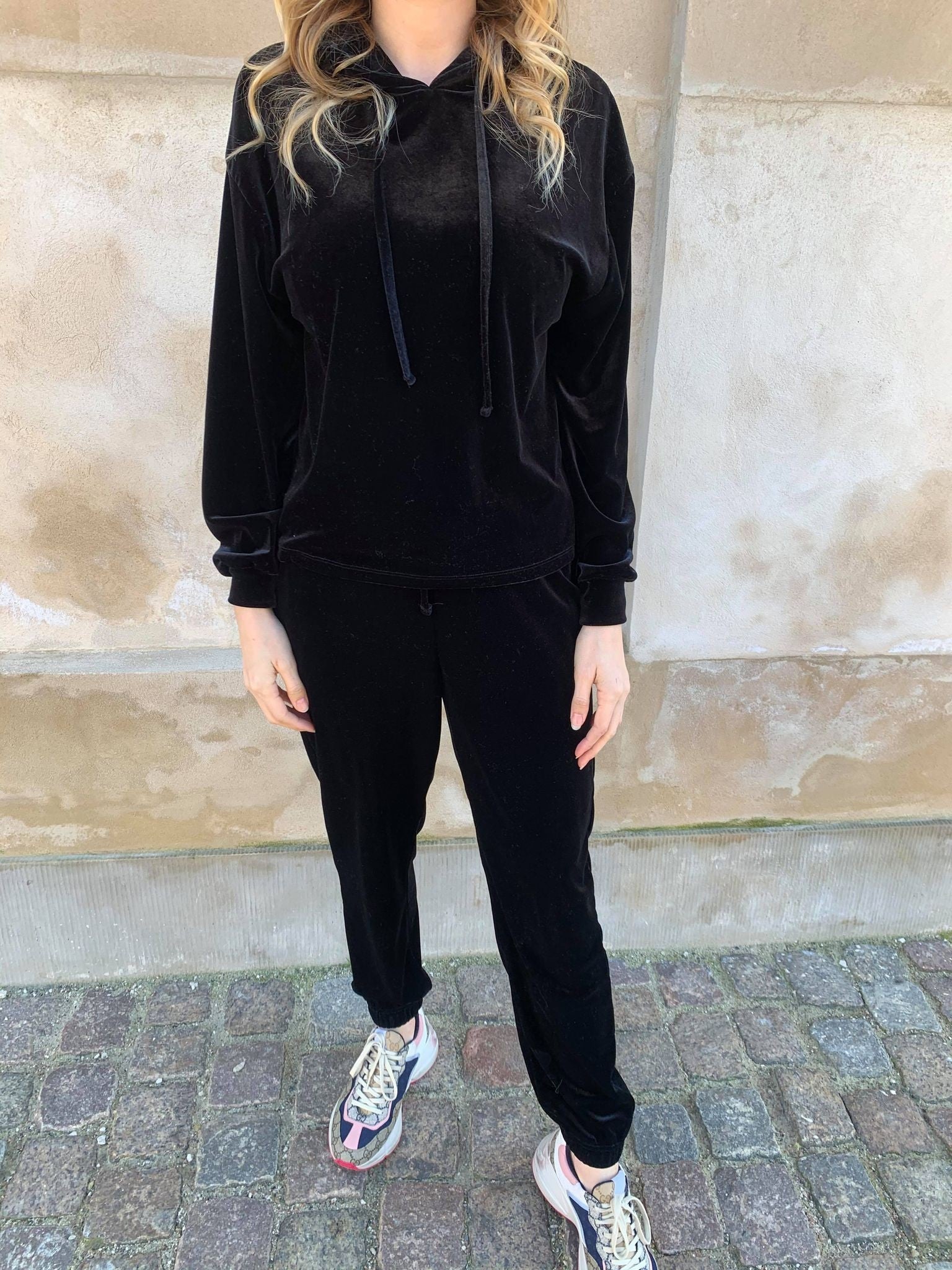pcgigi ls hoodie black 556